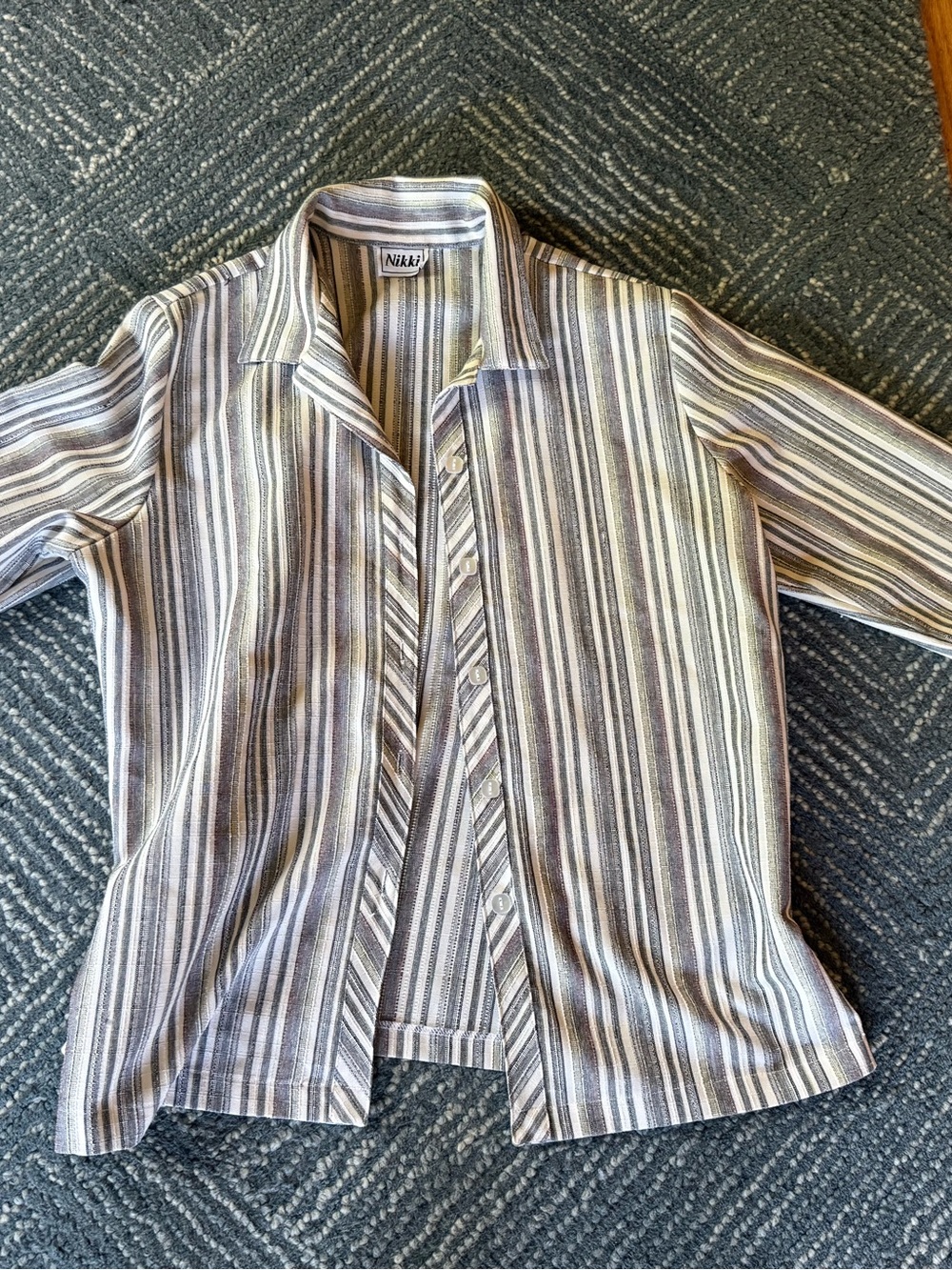 Vintage Nikki Striped Casual Button-Down Shirt